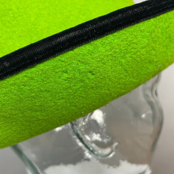 Vintage Felt Wool Hat Women Bright Green Black Velvet Brim Halloween Costume - Picture 13 of 14